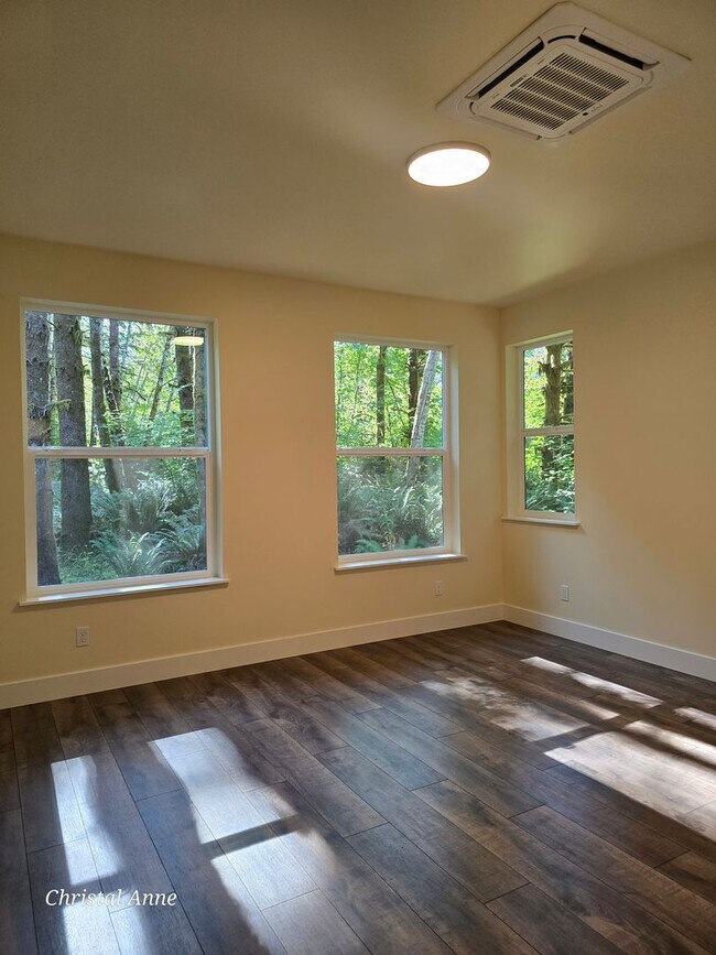 Building Photo - Beautiful Brand New 3 Bedroom