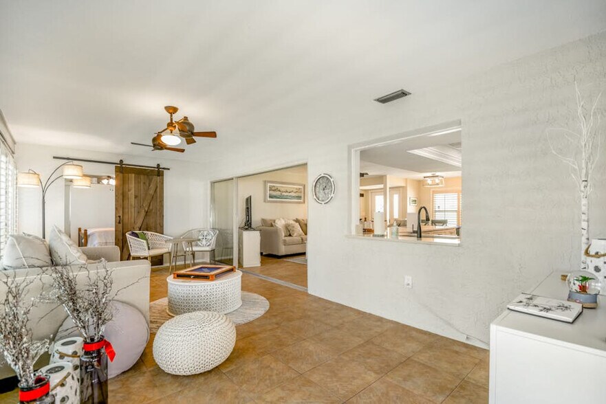 Building Photo - 1809 70th St W