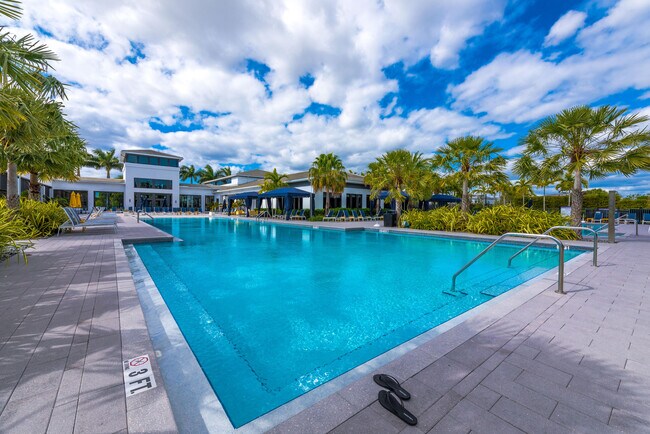 Building Photo - 8131 Laurel Falls Dr