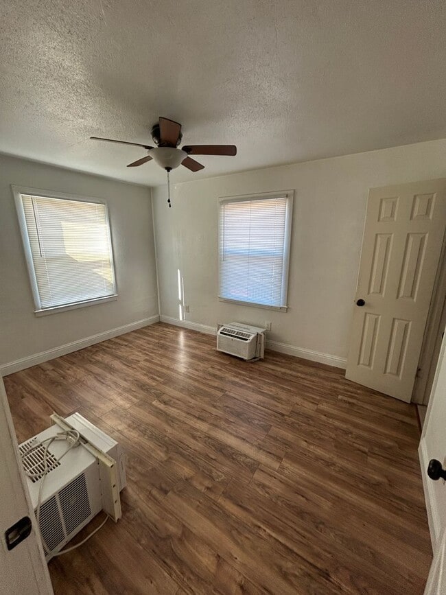 Building Photo - Why rent an apartment when you could have ...