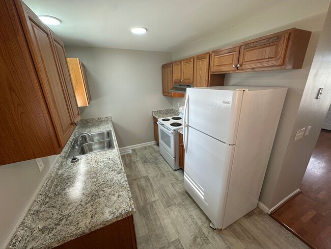 Building Photo - FOR LEASE - 3 bed, 1 bath, 1,218 sqft single-family home in Lebanon!