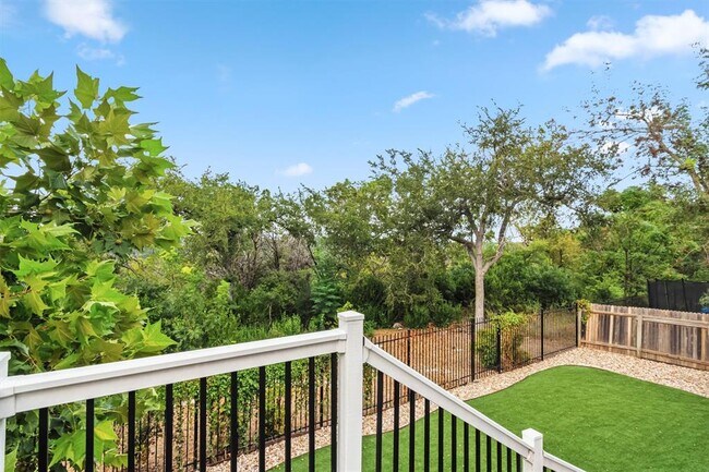 Building Photo - 10116 Scull Creek Dr