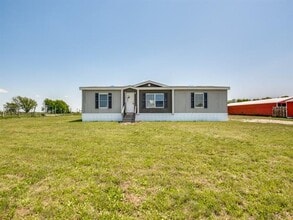 Building Photo - 4021 Meadow Vista Cir