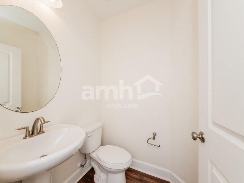 Building Photo - 4659 Reisswood Lp