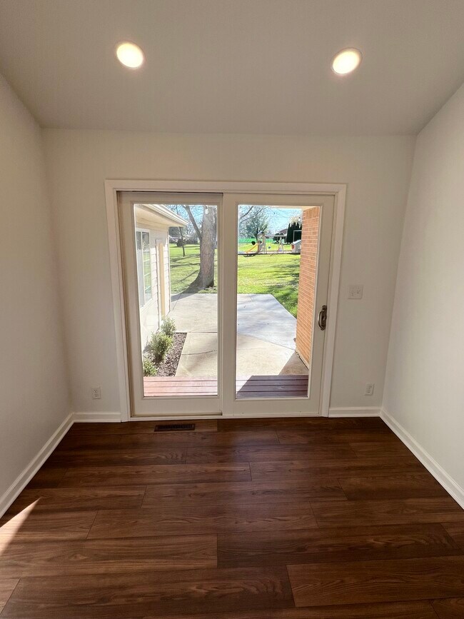 Building Photo - 12525 W Joliet Cir