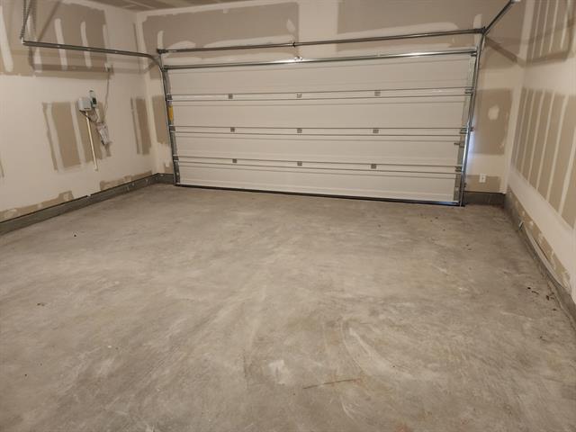 Building Photo - 4921 Weymouth Dr