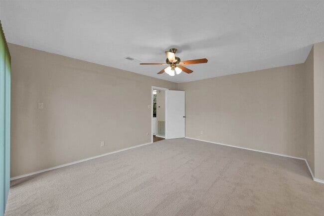 Building Photo - 4718 Cypressdale Dr