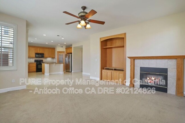 Building Photo - 4581 Bonraven Way