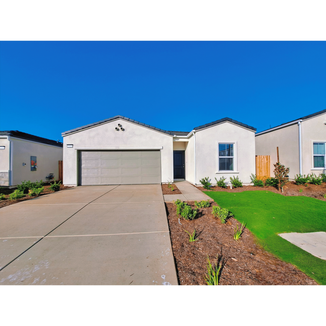 Building Photo - Move-in Special: $500 Off the 1st Month's Rent! Spacious 3BR/2BA Home with Great Amenities in Mad...