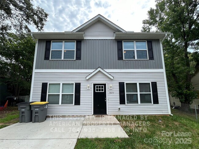 Primary Photo - 905 Klondale Ave