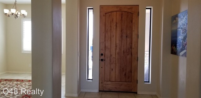 Building Photo - 3 br, 2 bath House - 14032 E Cavedale Dr