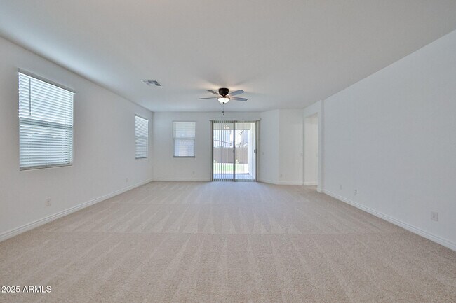 Building Photo - 8747 W Colter St