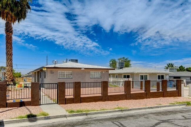 Primary Photo - Duplex located in a Central Area of Las Vegas