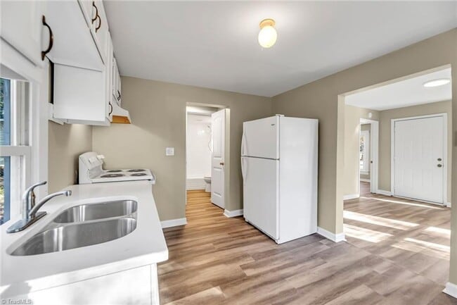 Building Photo - ****COMING SOON****