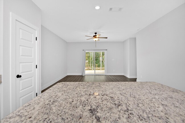 Building Photo - 5087 San Pedro Ct