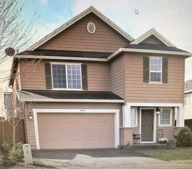 Building Photo - 4124 SE Azalea Ave