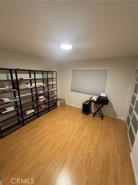 Building Photo - 3160 Kirkham Dr