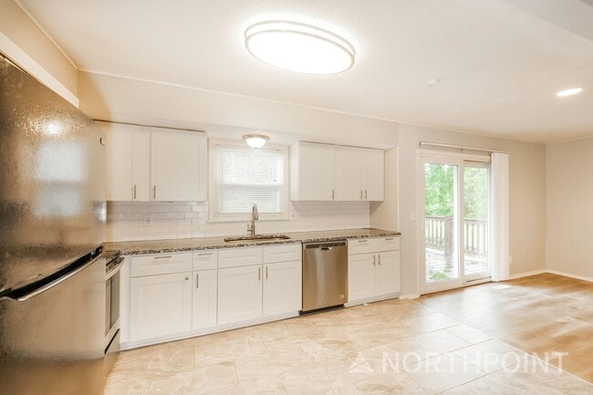 Building Photo - 3 BR/1.5BA | Newly Renovated Single Family Home | 2- Car Covered Parking | Gated backyard