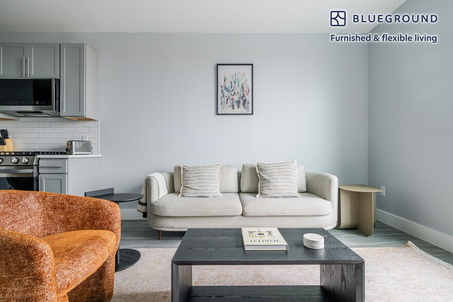 Building Photo - 365 Western Ave