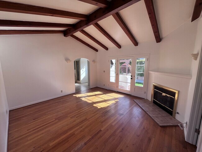 Building Photo - 11563 Hesby St