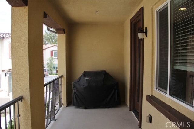 Building Photo - 17558 Water Garden Ct