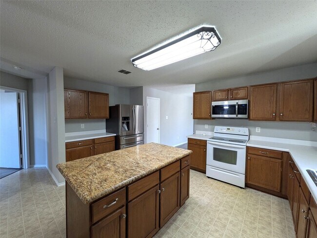 Building Photo - 1736 Carolina Ridge Way