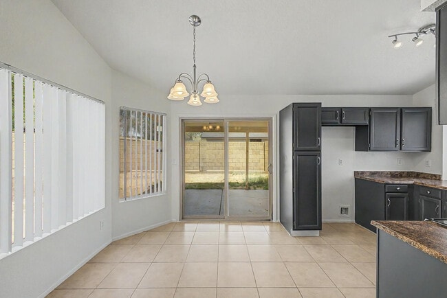 Building Photo - 11851 N 76th Dr