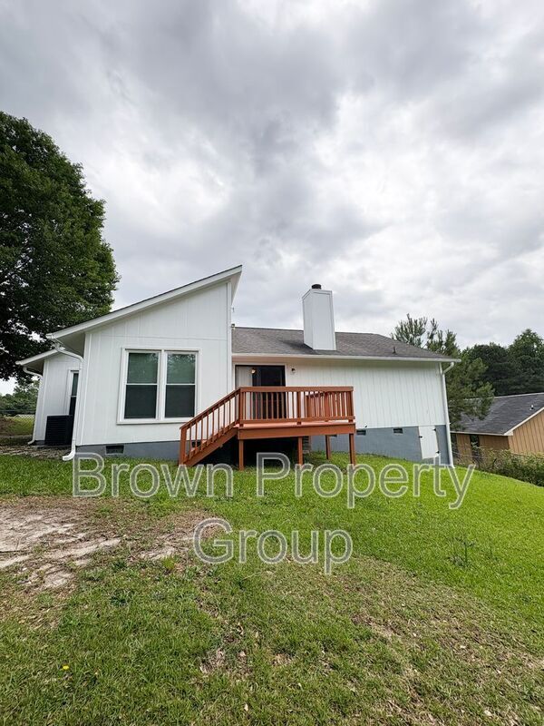 Building Photo - 5960 Laguna Dr