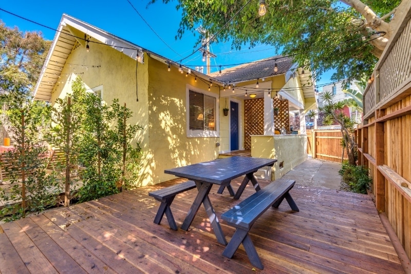 Primary Photo - 1208 Electric Ave