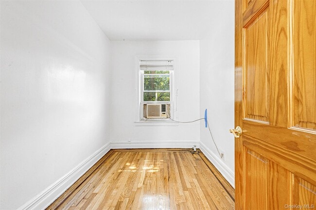 Building Photo - 68-48 Groton St