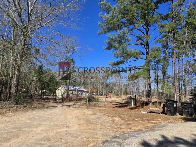 Building Photo - 1801 County Rd 27