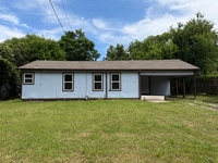 Building Photo - 3812 Hiland Dr