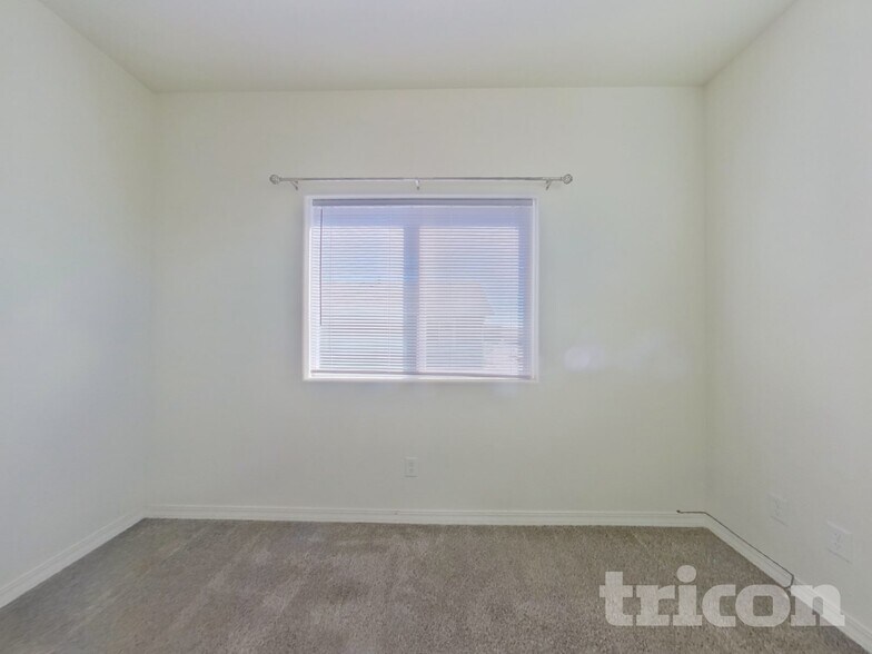 Building Photo - 791 Endeavor Wy