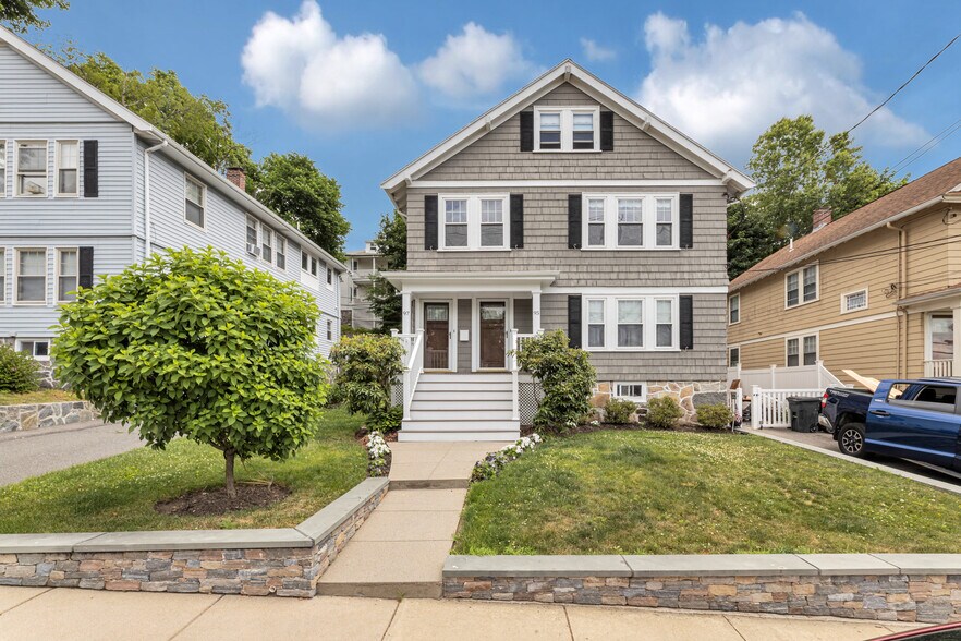 Building Photo - 97 Willow St
