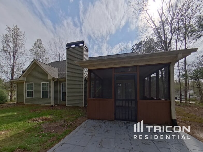 Building Photo - 162 Meadow Spring Ct