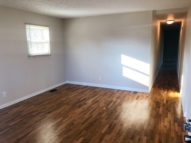 Building Photo - 3534 Pixley Ct