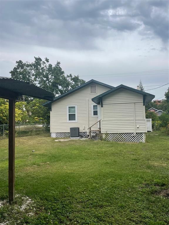 Building Photo - 135 E Orange St