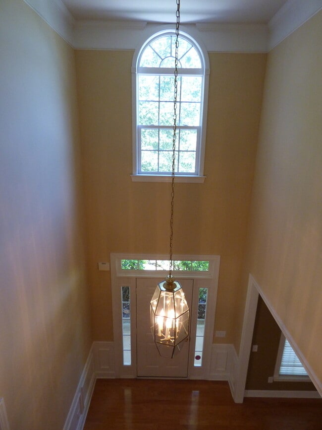 Building Photo - Beautiful Home in Cady Lake Subdivision