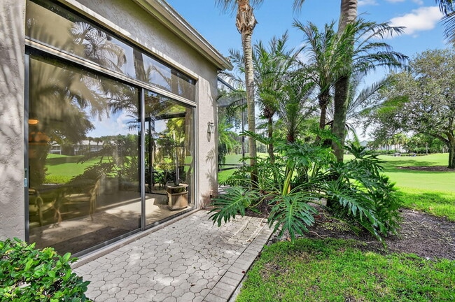 Building Photo - 4553 Barclay Fair Way