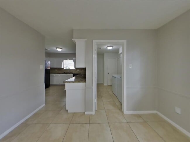Building Photo - 20202 Laverton Dr