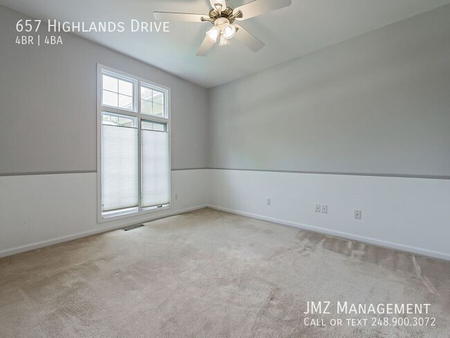 Building Photo - 657 Highlands Dr
