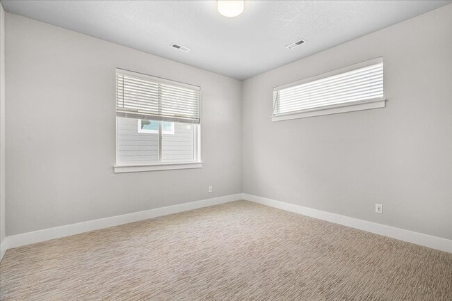 Building Photo - Experience Spacious Luxury: 4 Bedroom, 3 Bath Two-Story Rental Home Awaits