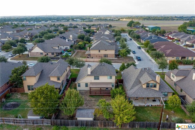 Building Photo - 394 Pecan Meadows