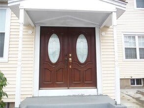 Building Photo - 1 Eastview St