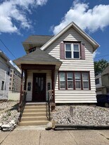 Building Photo - 212 W Hillsdale St