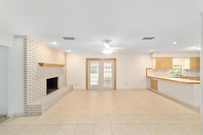 Building Photo - 3400 NW 26th Ter