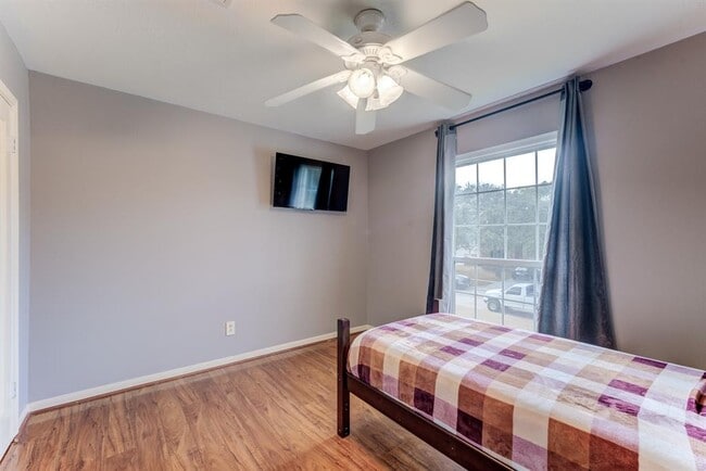 Building Photo - 14403 Cypress Green Dr