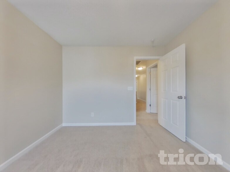 Building Photo - 34 Glenabbey Dr