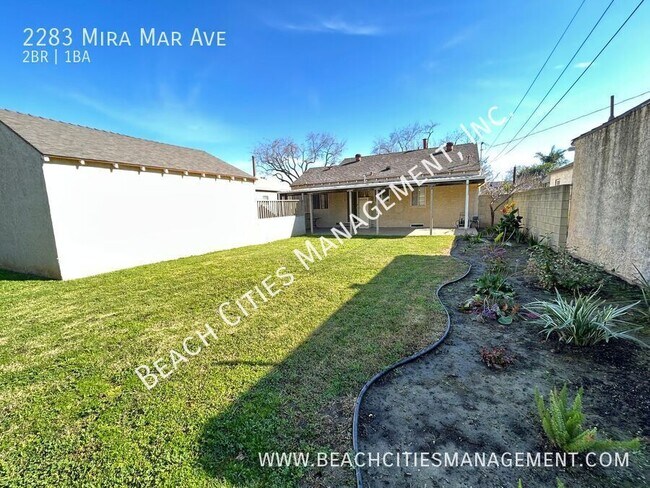 Building Photo - 2283 Mira Mar Ave