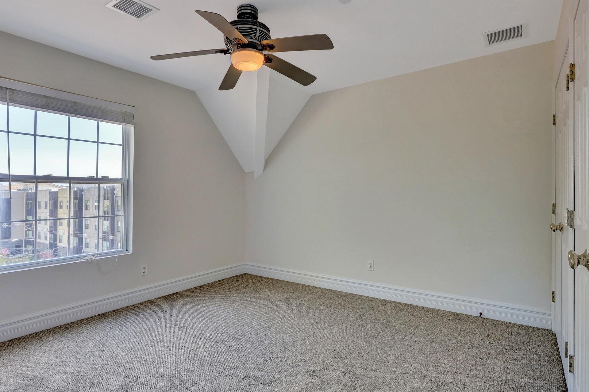 Building Photo - 170 Undercliff Ave